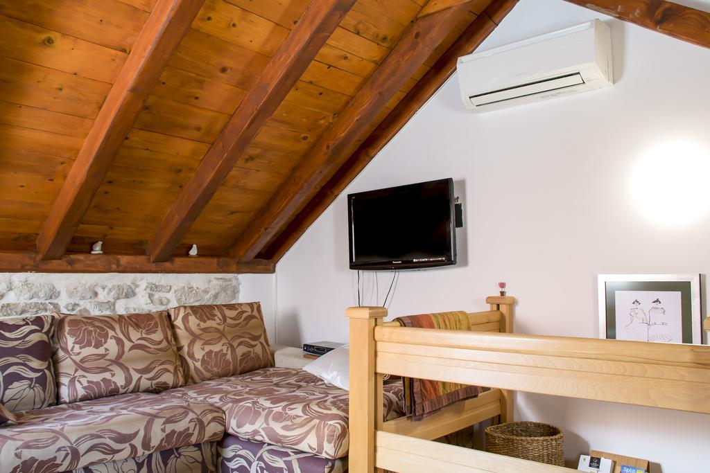 Apartments Salvezani Сплит Экстерьер фото
